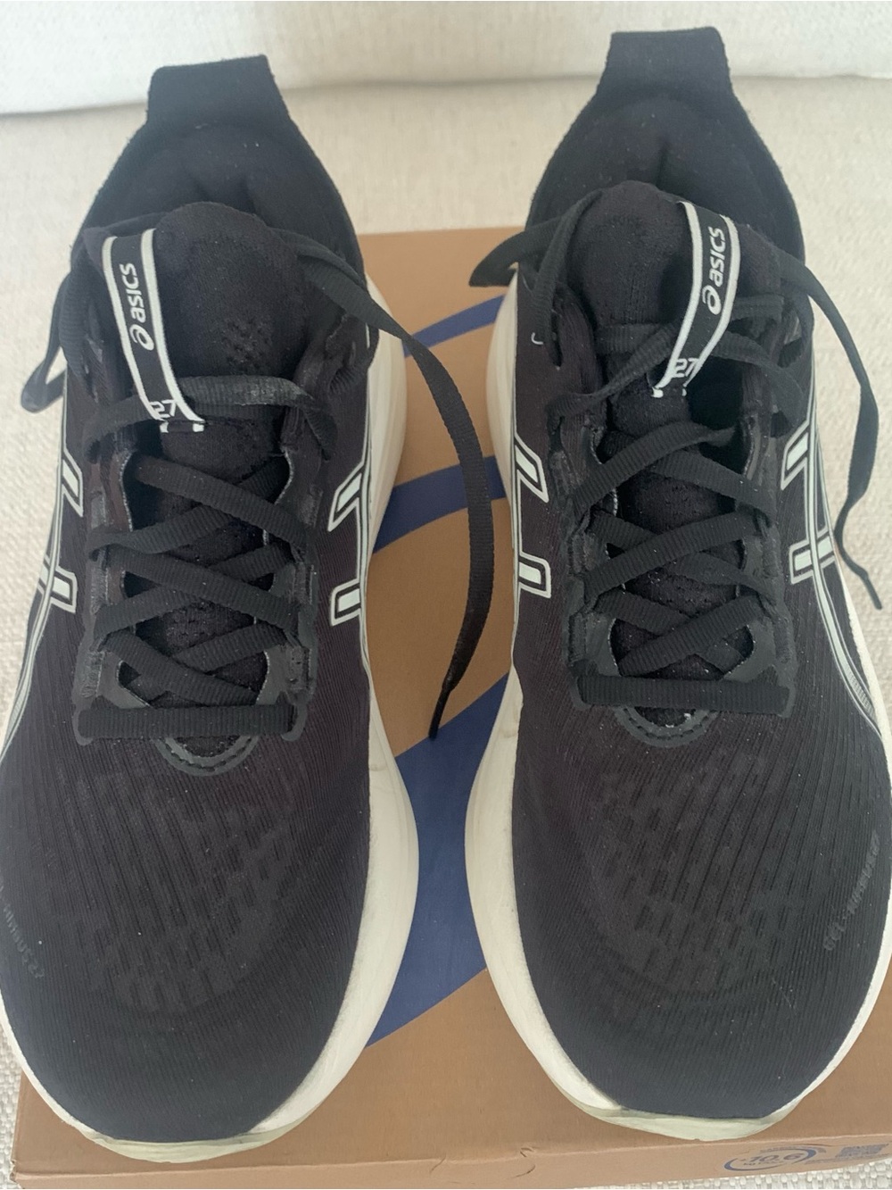 Women’s Asics Gel Nimbus 27 wide-Blk/Grey
